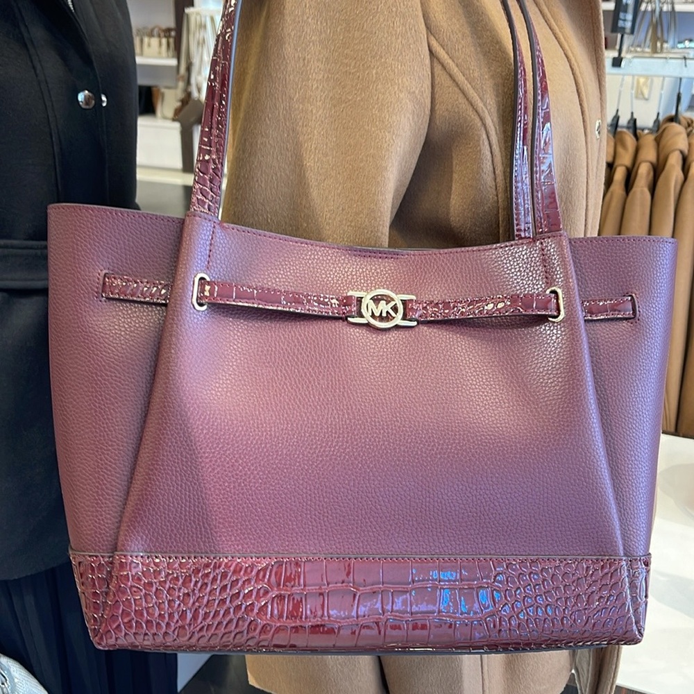 MICHAEL KORS
Reed Lg Leather Belted Satchel Shoulder Handbag 
Oxblood Crocodile - Picture 10 of 16